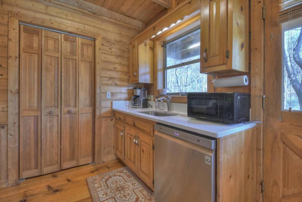 Waywish Waterfront Cabin In Blue Ridge Mountains Zewnętrze zdjęcie